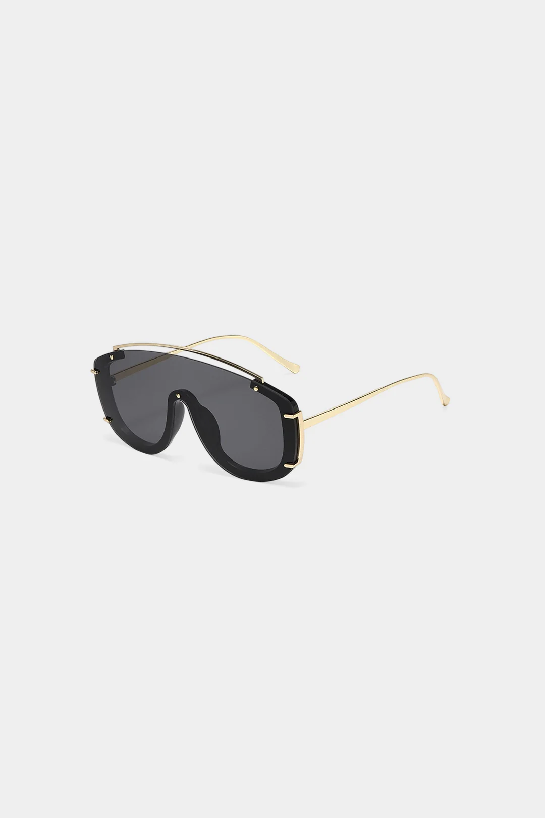 Metal Frame Sunglasses - Image 5