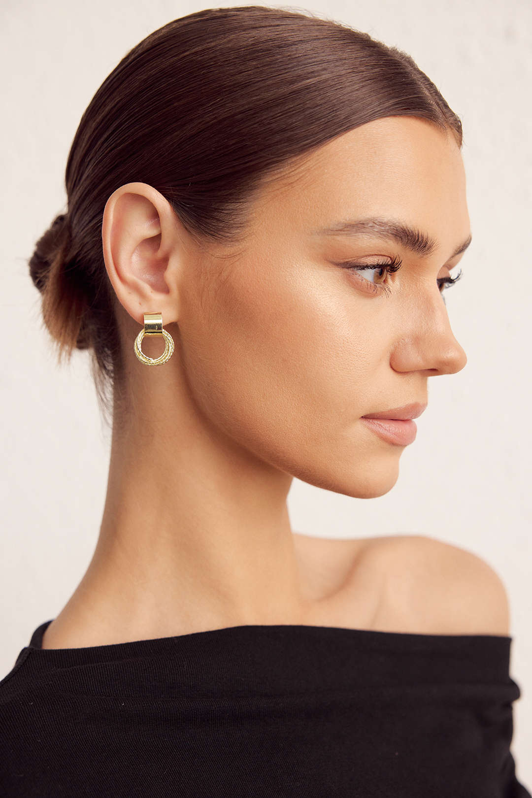 Layer Hoop Earrings - Image 4