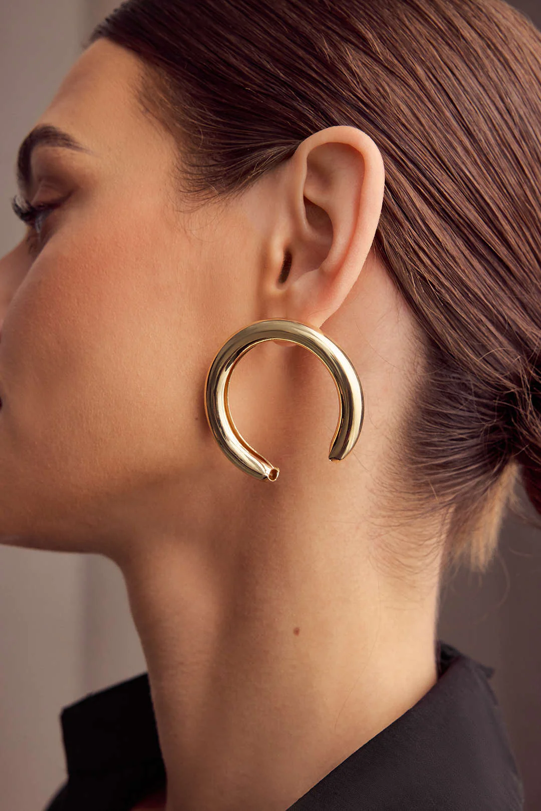 Metal Exaggerated Geometric Semicircular Earrings - Image 2