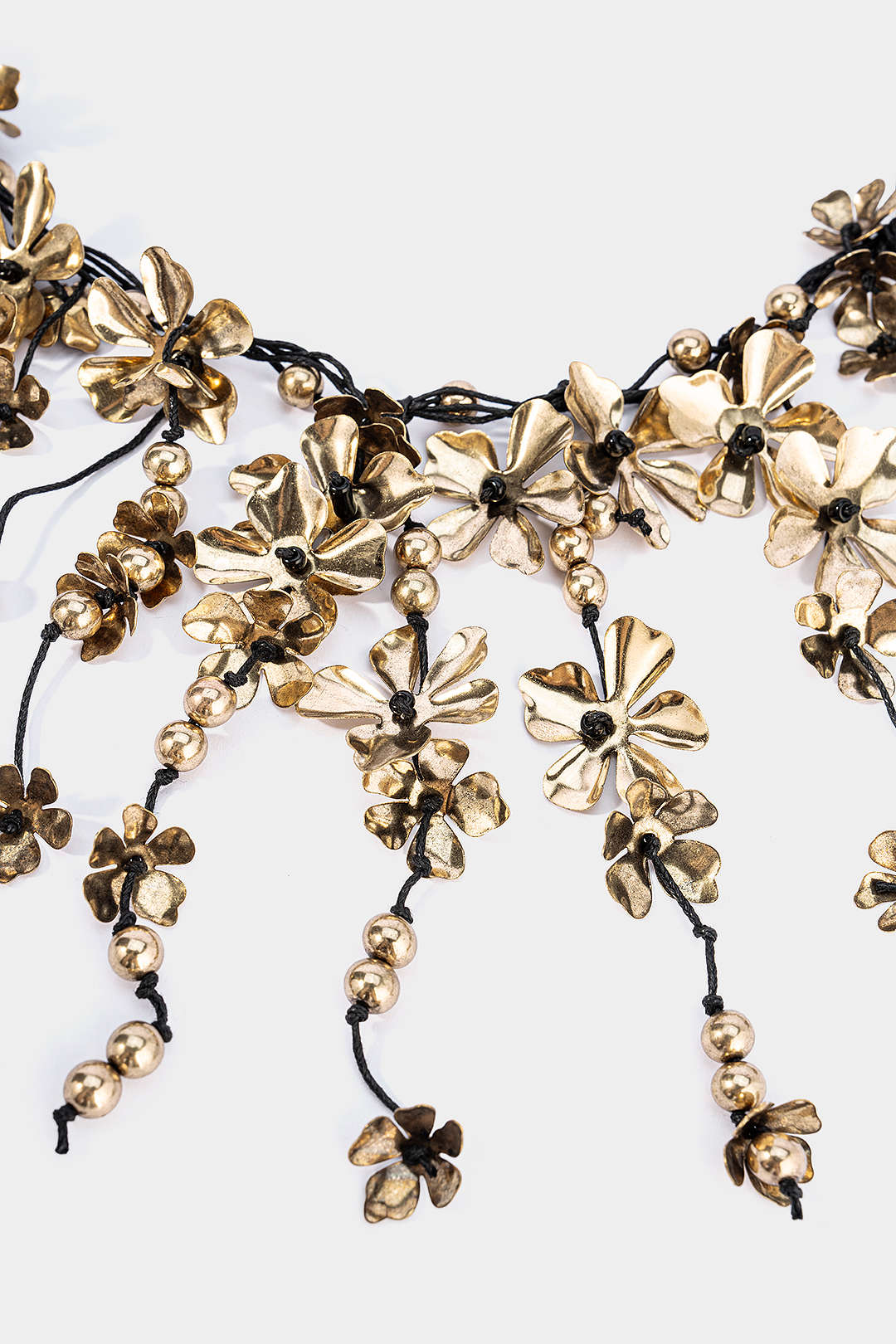 Alloy Irregular Flower Necklace - Image 2