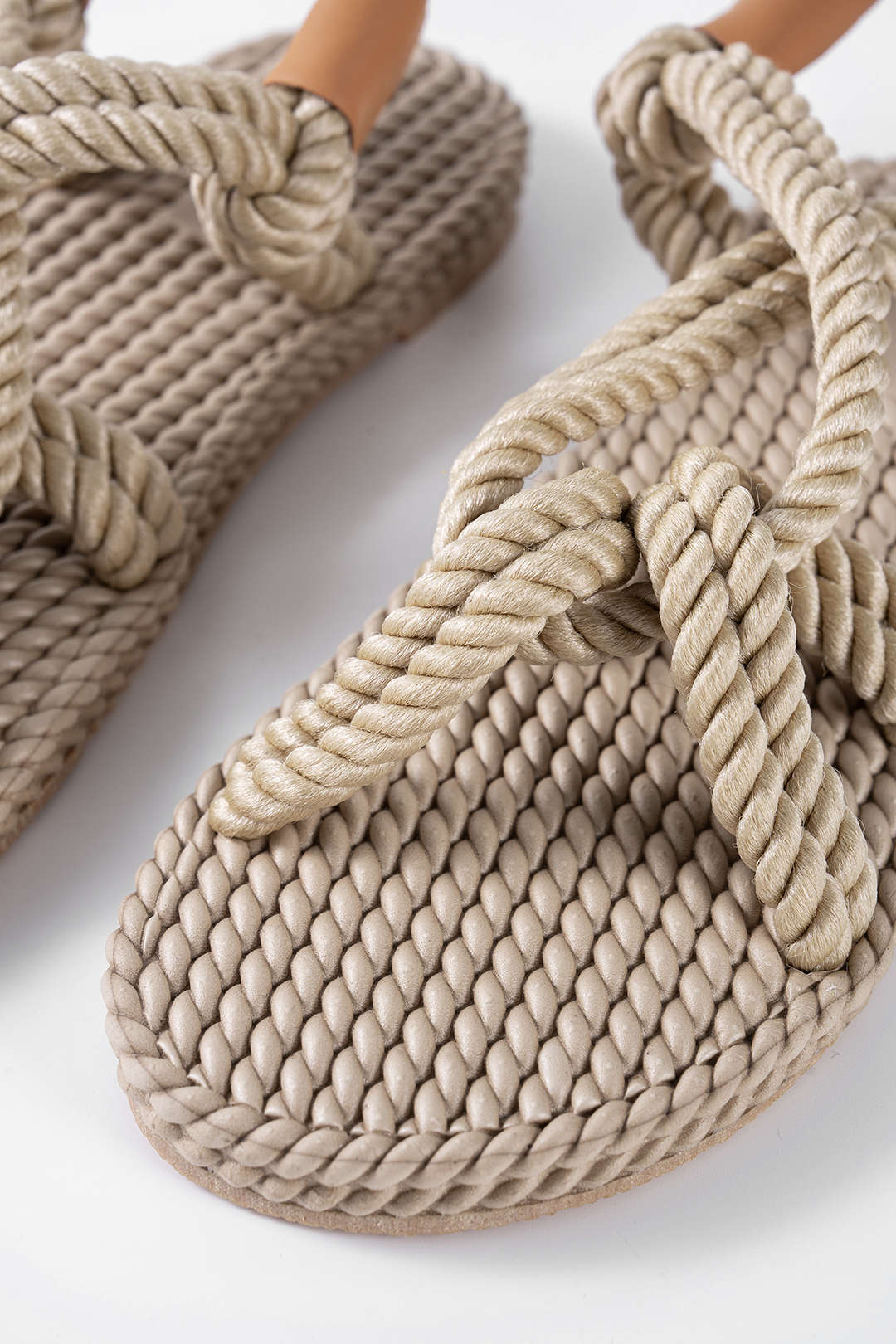 Twist Knot Open Toe Sandals - Image 3