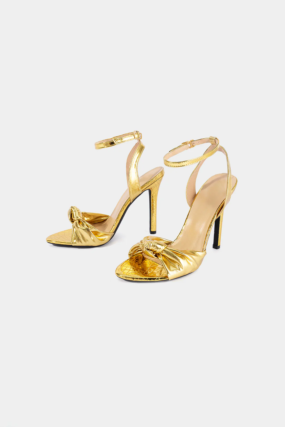 Knotted Round Toe Heels