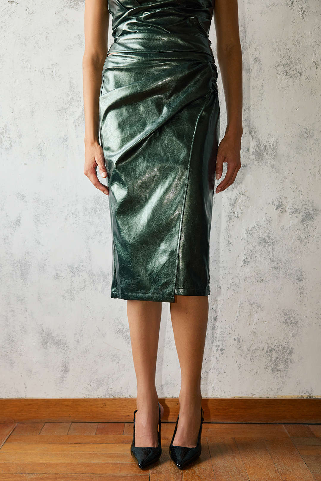 Faux Leather High Waist Ruched Asymmetrical Skirt - Image 6