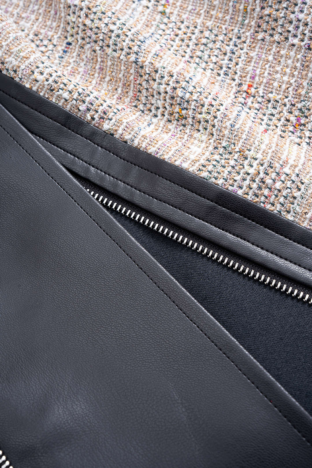 Faux Leather Patchwork Asymmetrical Zipper Split Skirt - Image 4