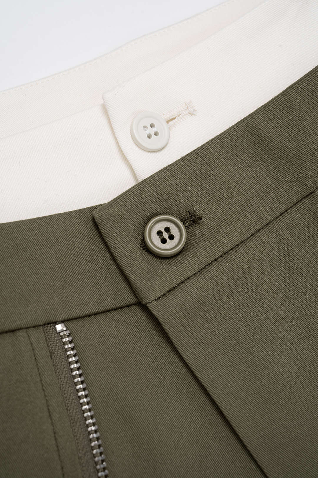 Contrast Double Waistband Zipper High Waist Shorts - Image 3