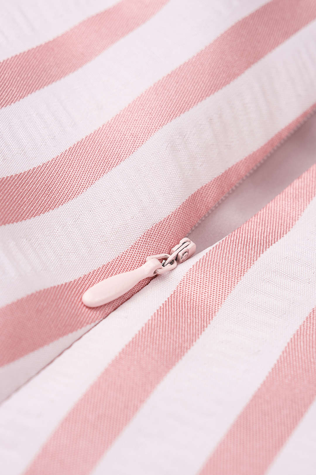 Striped Zipper Wide Leg Shorts - Image 3
