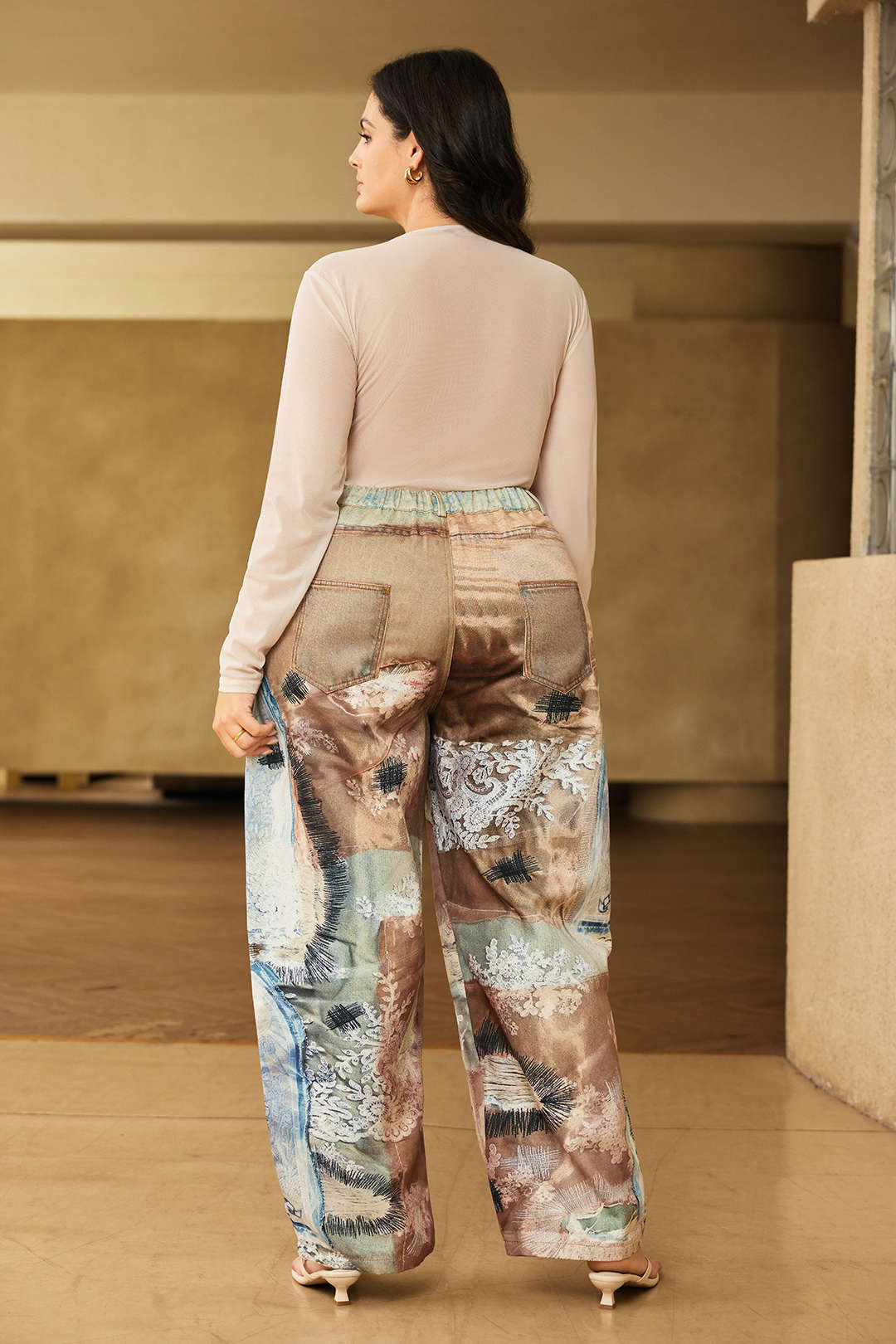 Plus Size Abstract Print Zipper Wide Leg Trousers - Image 10