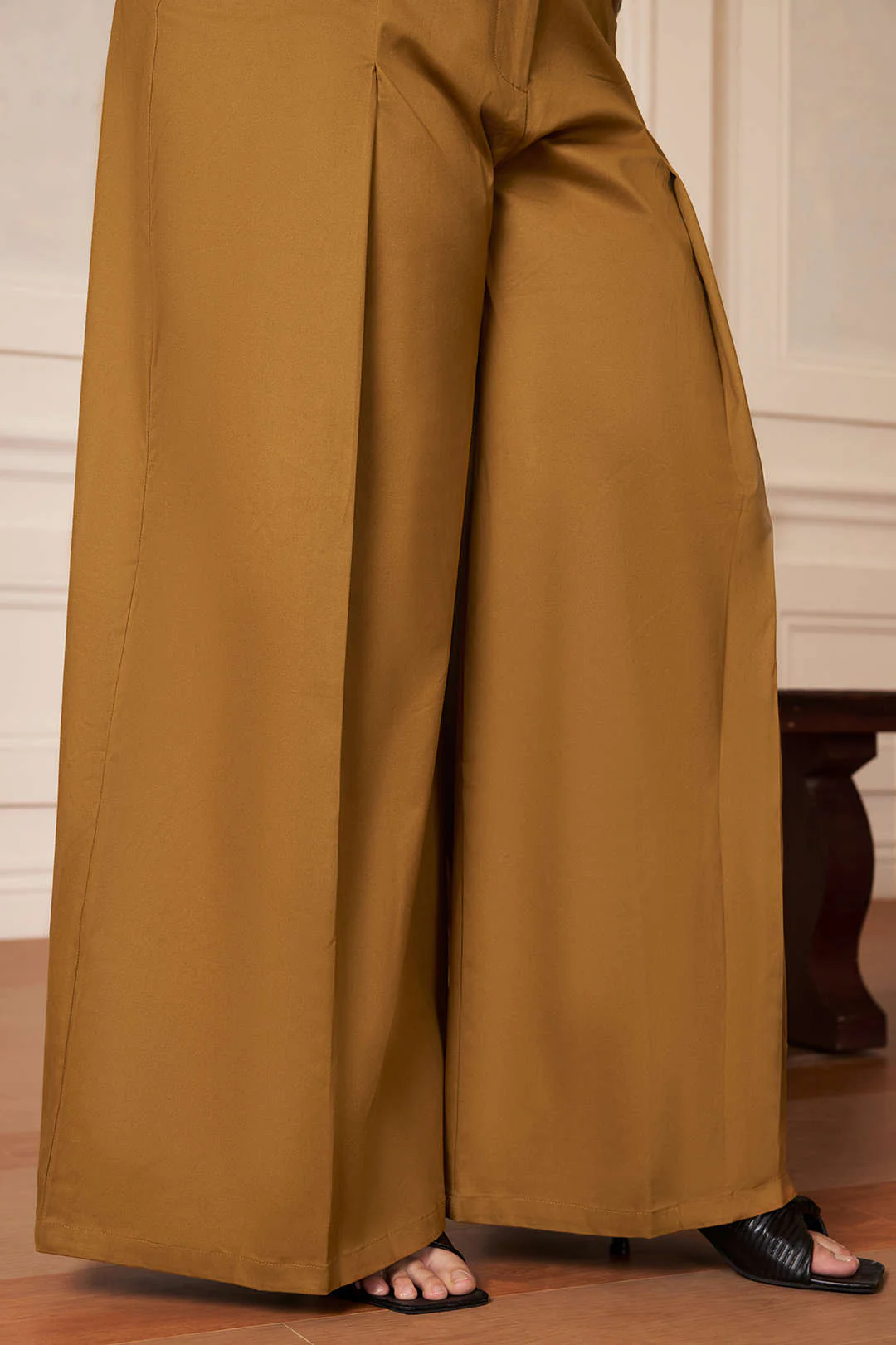 Plus Size Ruched Zipper Detailed Trousers - Image 6