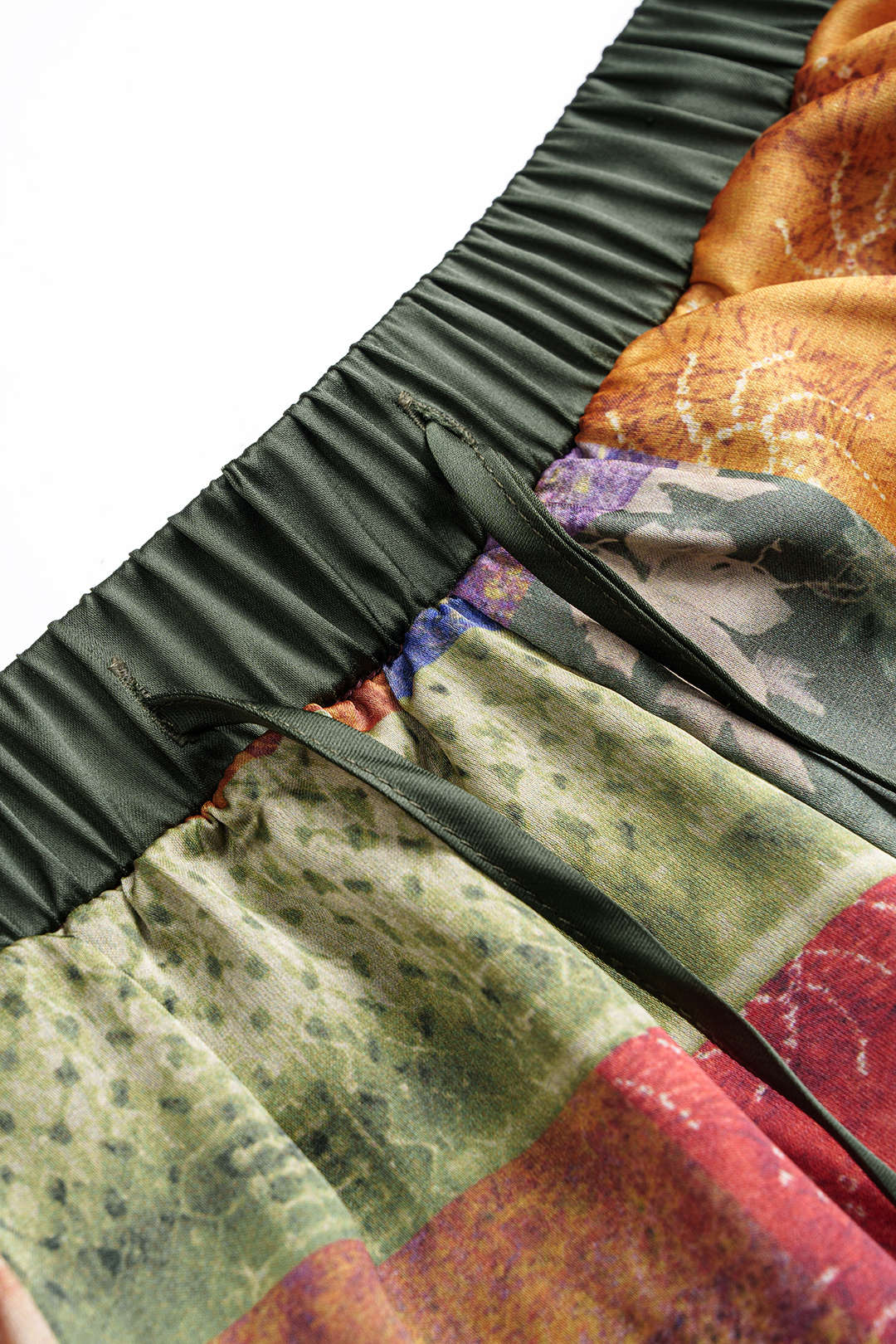 Abstract Print Satin Shirred Waistband Wide Leg Pants - Image 3