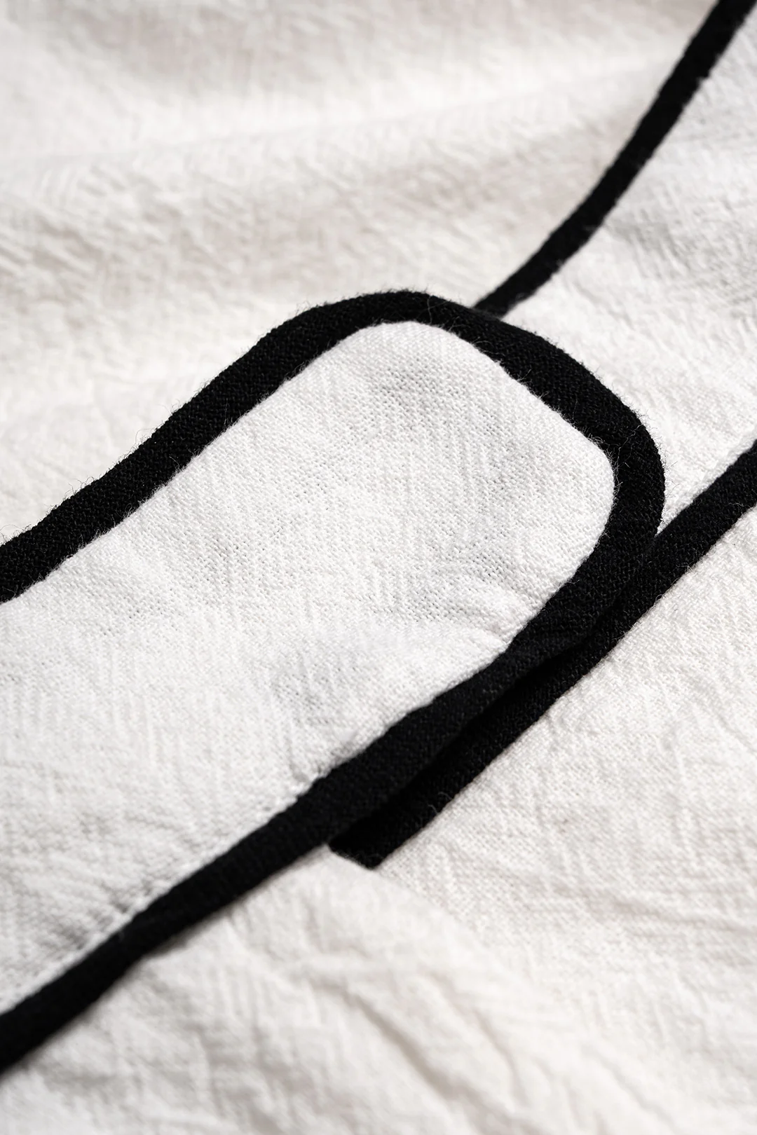 Contrast Binding Pocket Pants - Image 8
