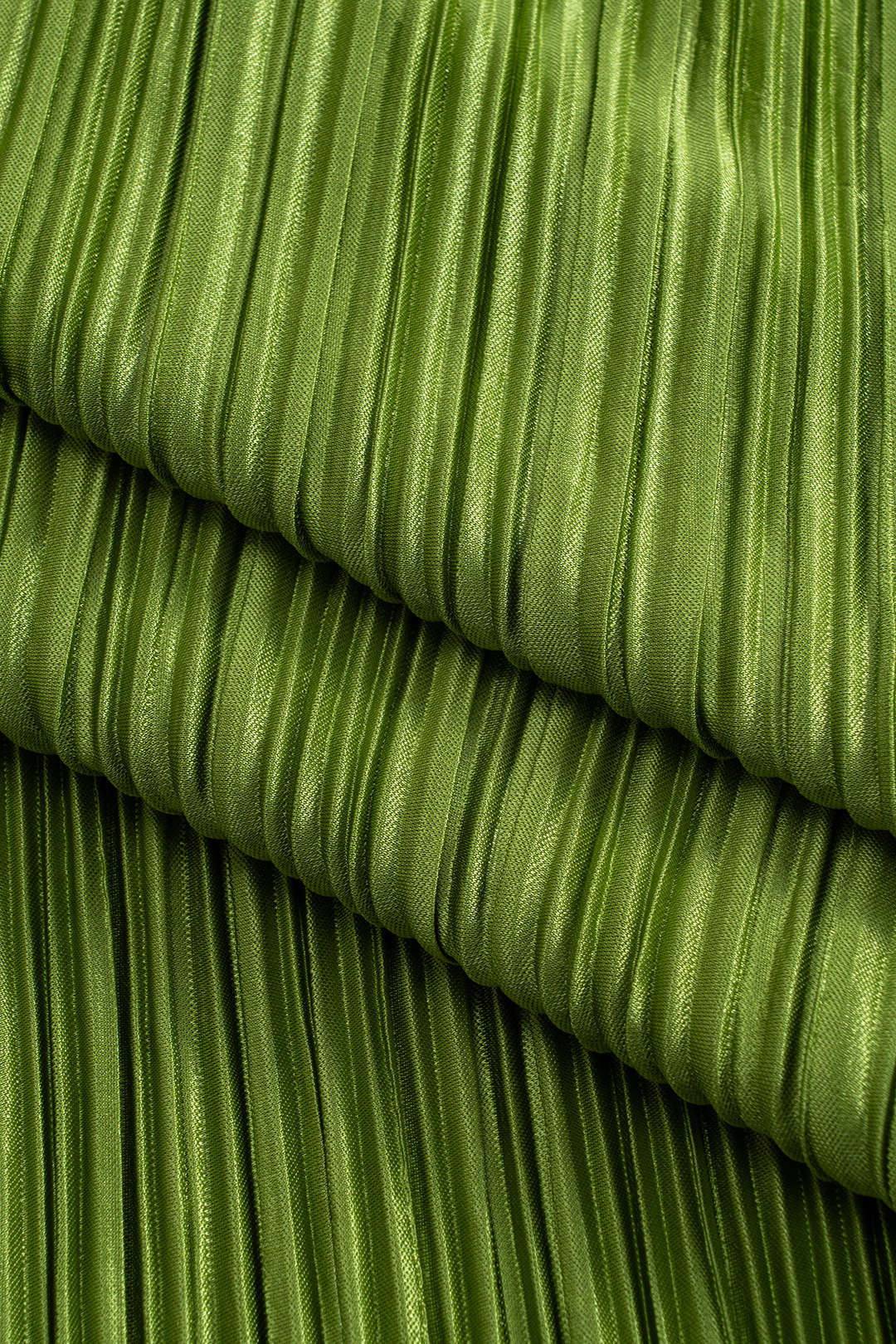 Plus Size Metallic Pleated Sleeveless Maxi Dress - Image 6