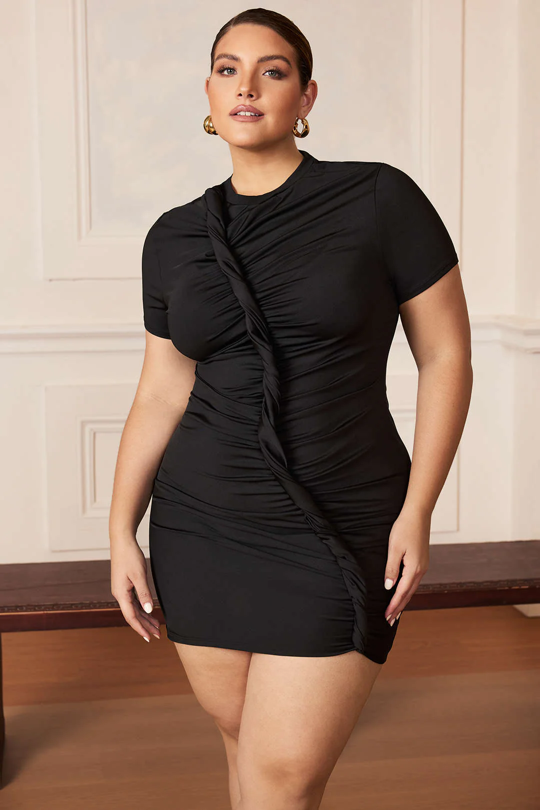 Plus Size Twist Knot Ruched Short Sleeve Mini Dress - Image 5