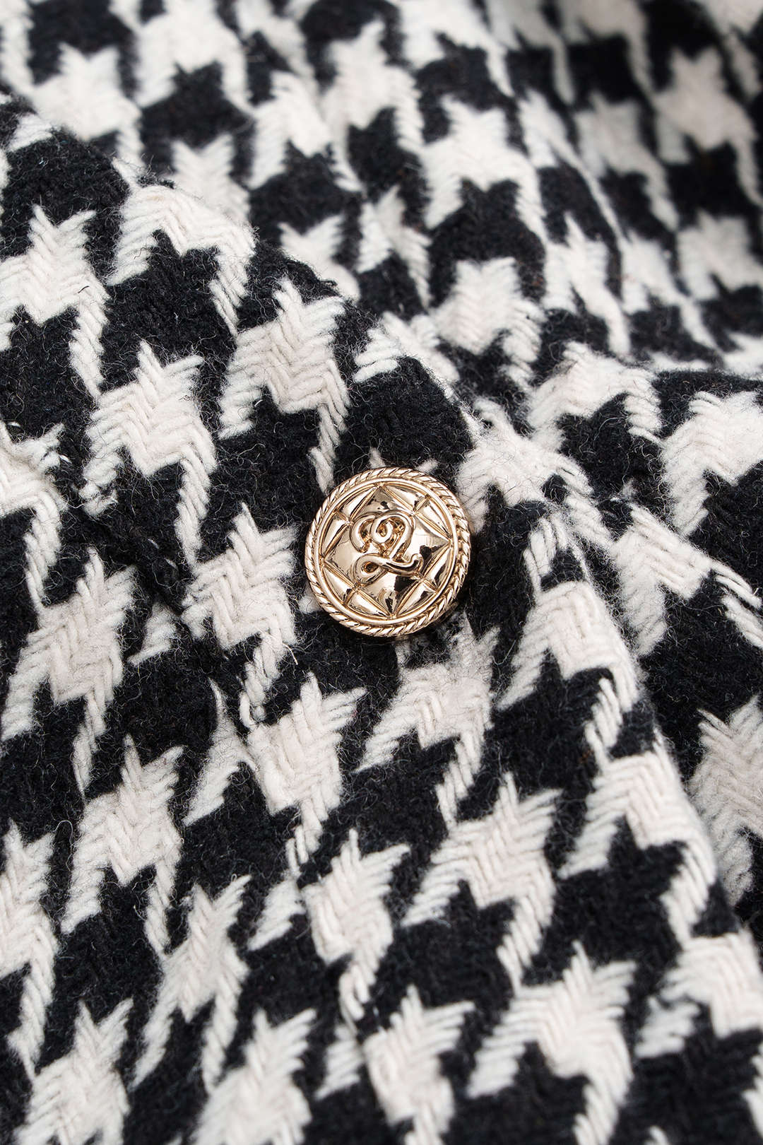 Houndstooth Print Button Ruched V-Neck Long Sleeve Mini Dress - Image 3