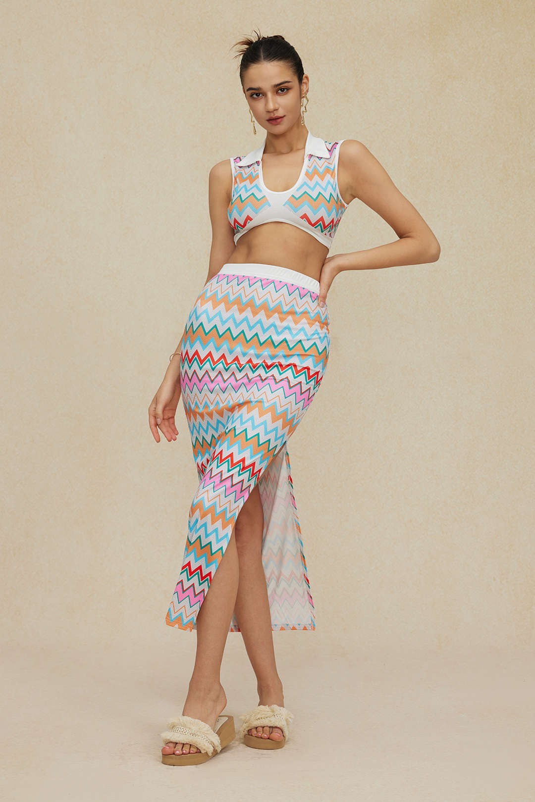 Contrast V-neck Crop Knit Tank Top And Split Maxi Skirt Set - Image 12
