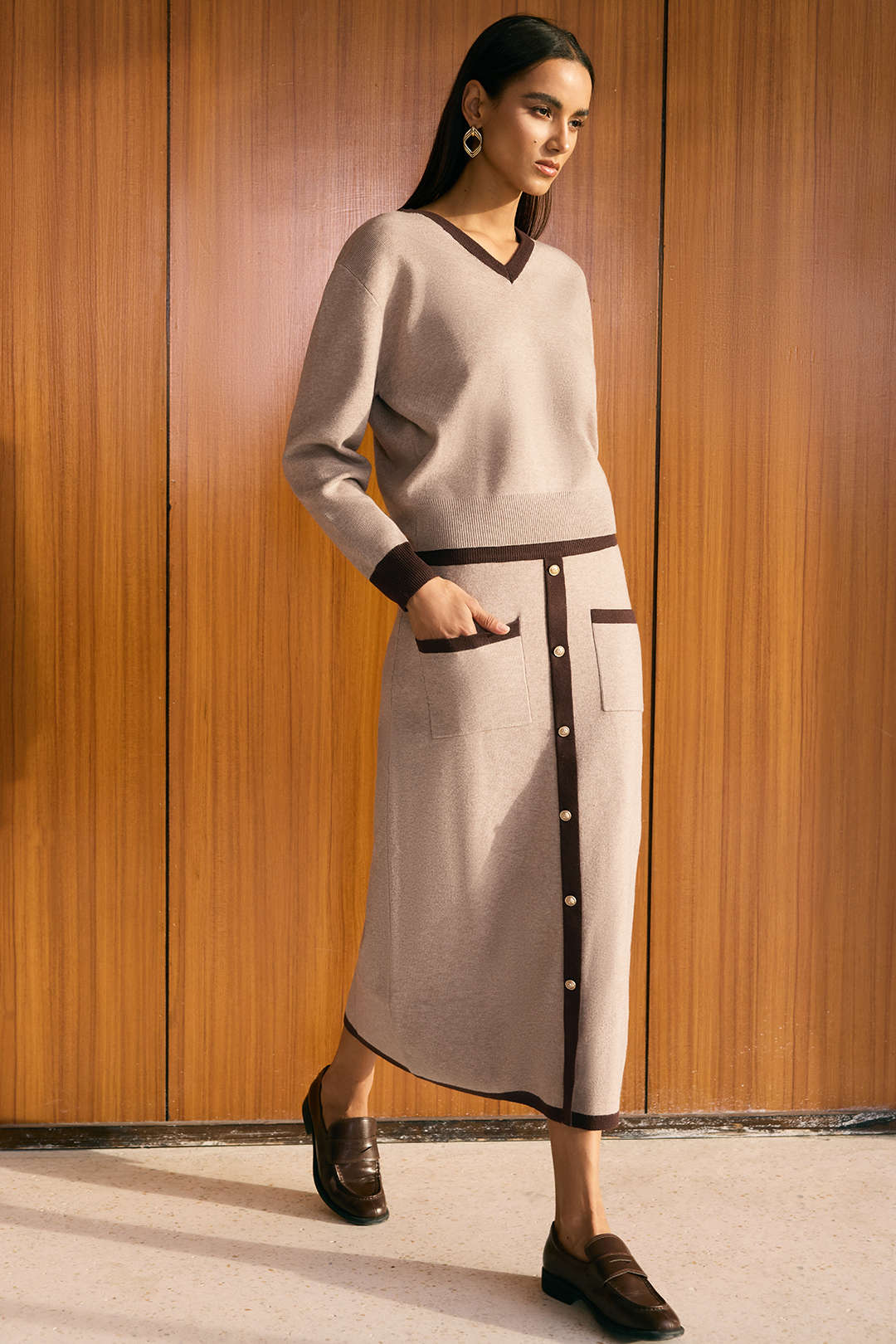 Knit Contrast V-Neck Long-Sleeve Top And Button Skirt Set - Image 9