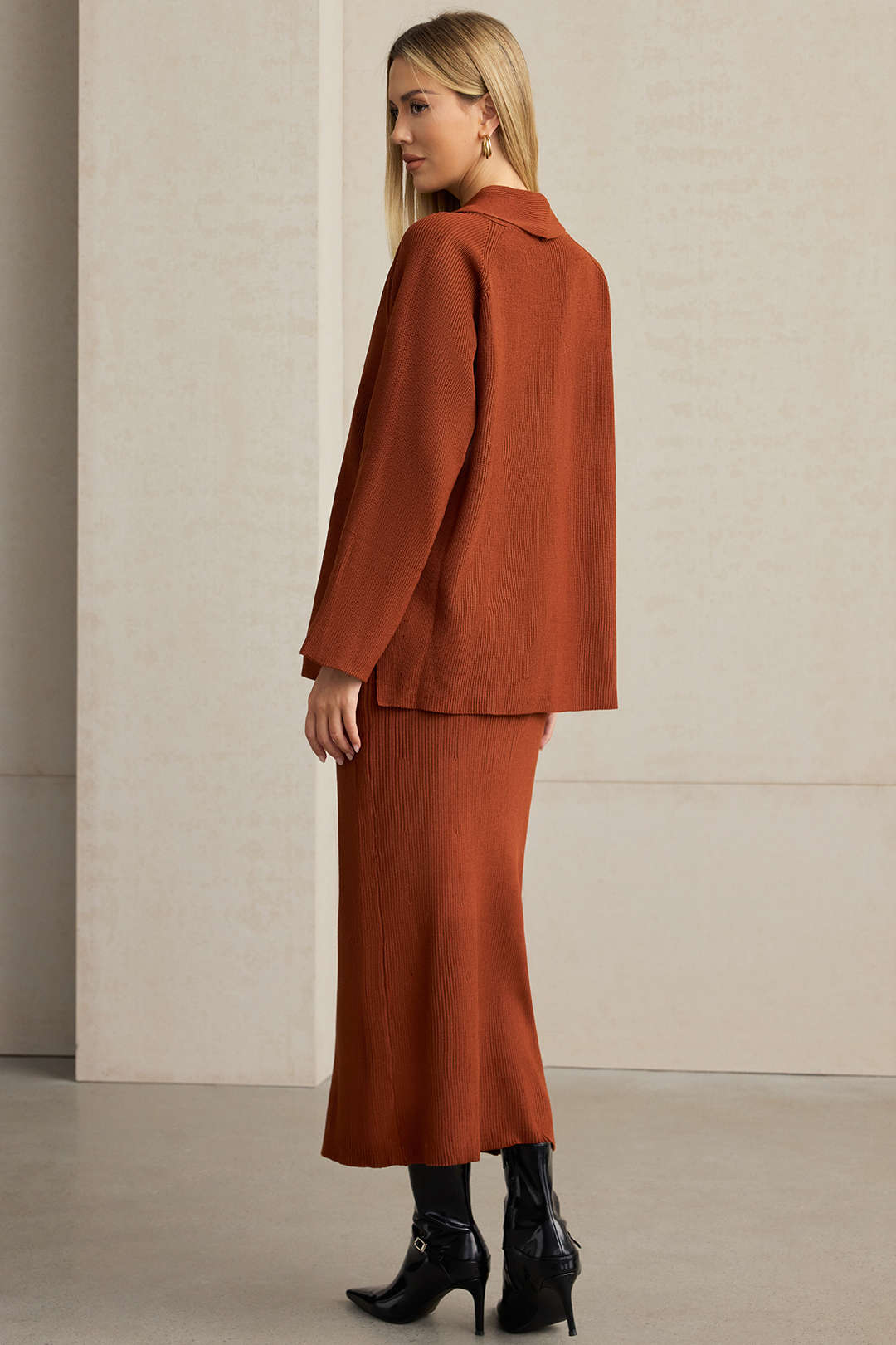 Knit Double-Breasted Lapel Cardigan And Skirt Set - Image 2