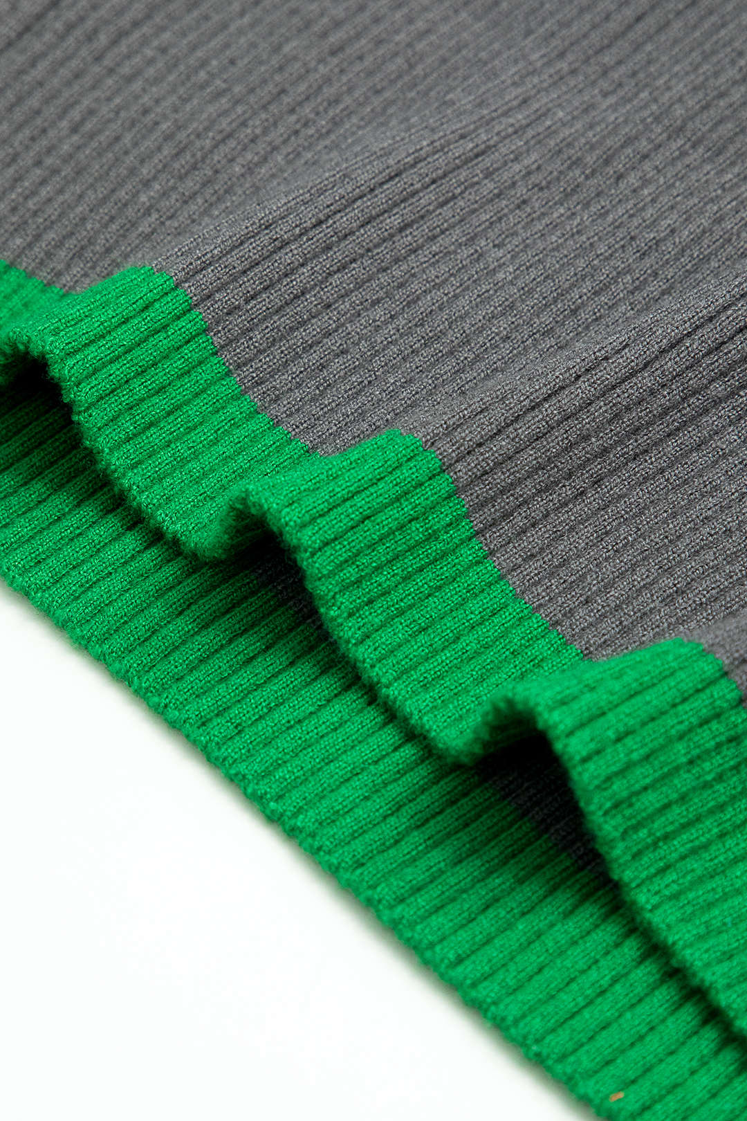 Contrast  Cut Out Knit Dress - Image 6