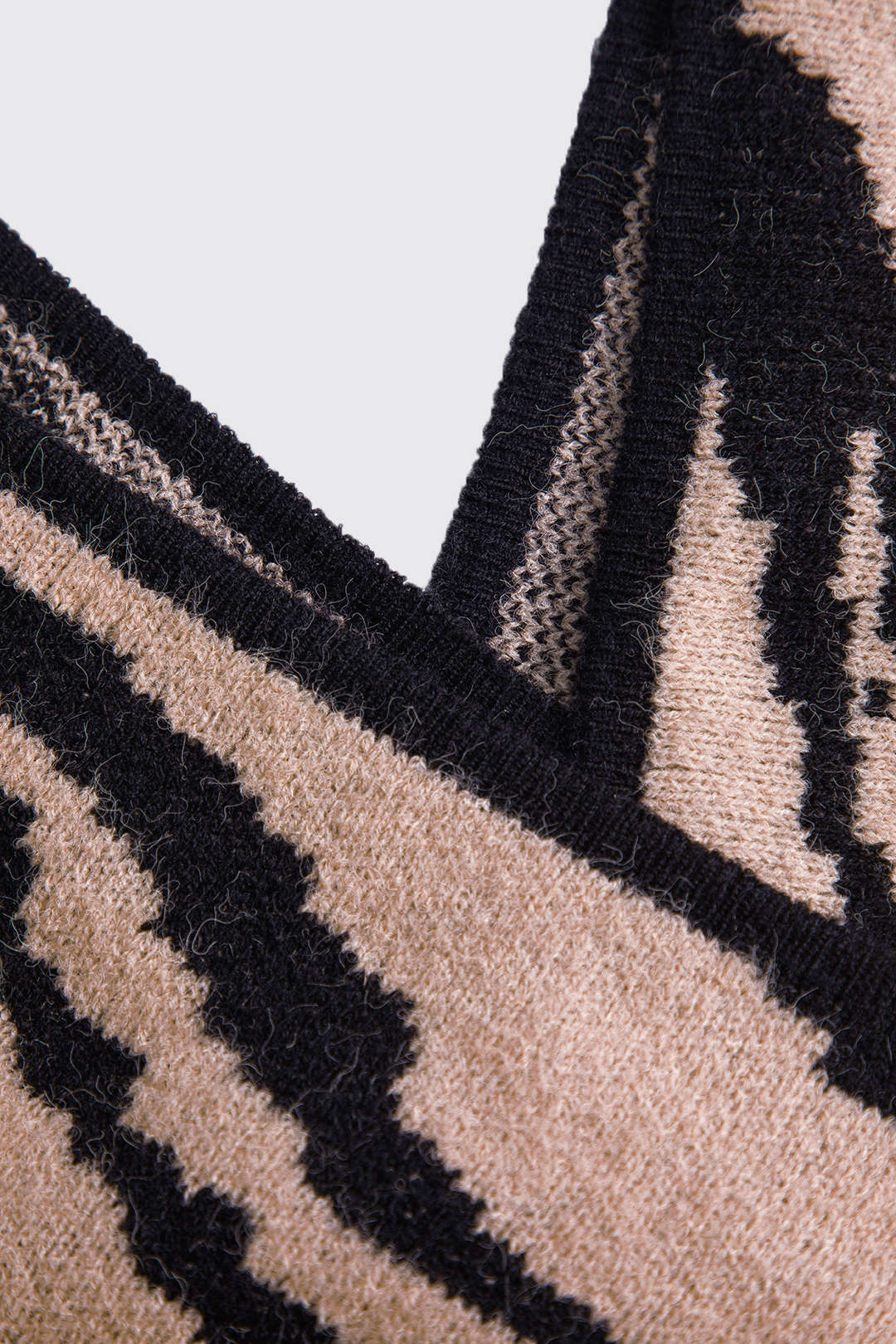 Plus Size Zebra Stripe Print Knit Tie-Up Crossed Long Sleeve Dress - Image 3