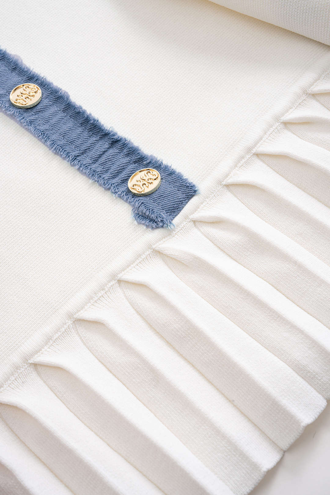 Knit Metallic Button Patchwork Sleeveless Sweater Dress - Image 4