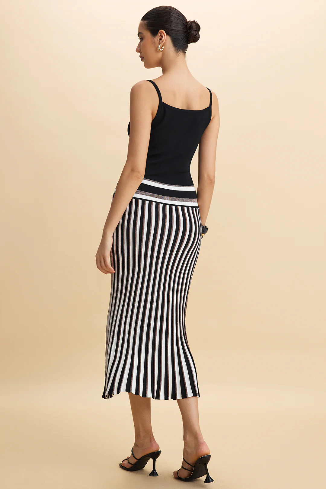 Knit Contrast Slip Sleeveless Dress - Image 2