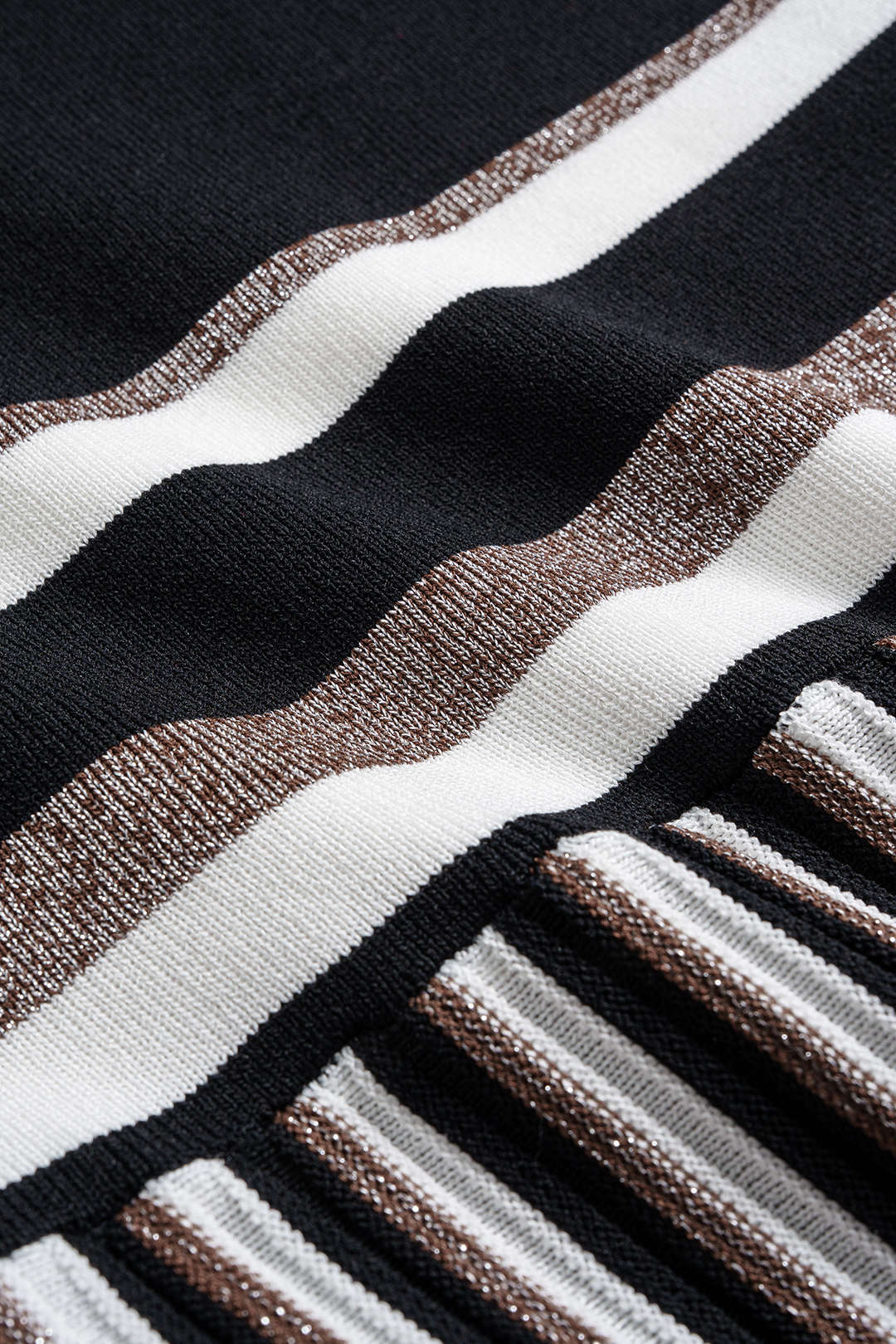 Knit Contrast Slip Sleeveless Dress - Image 7