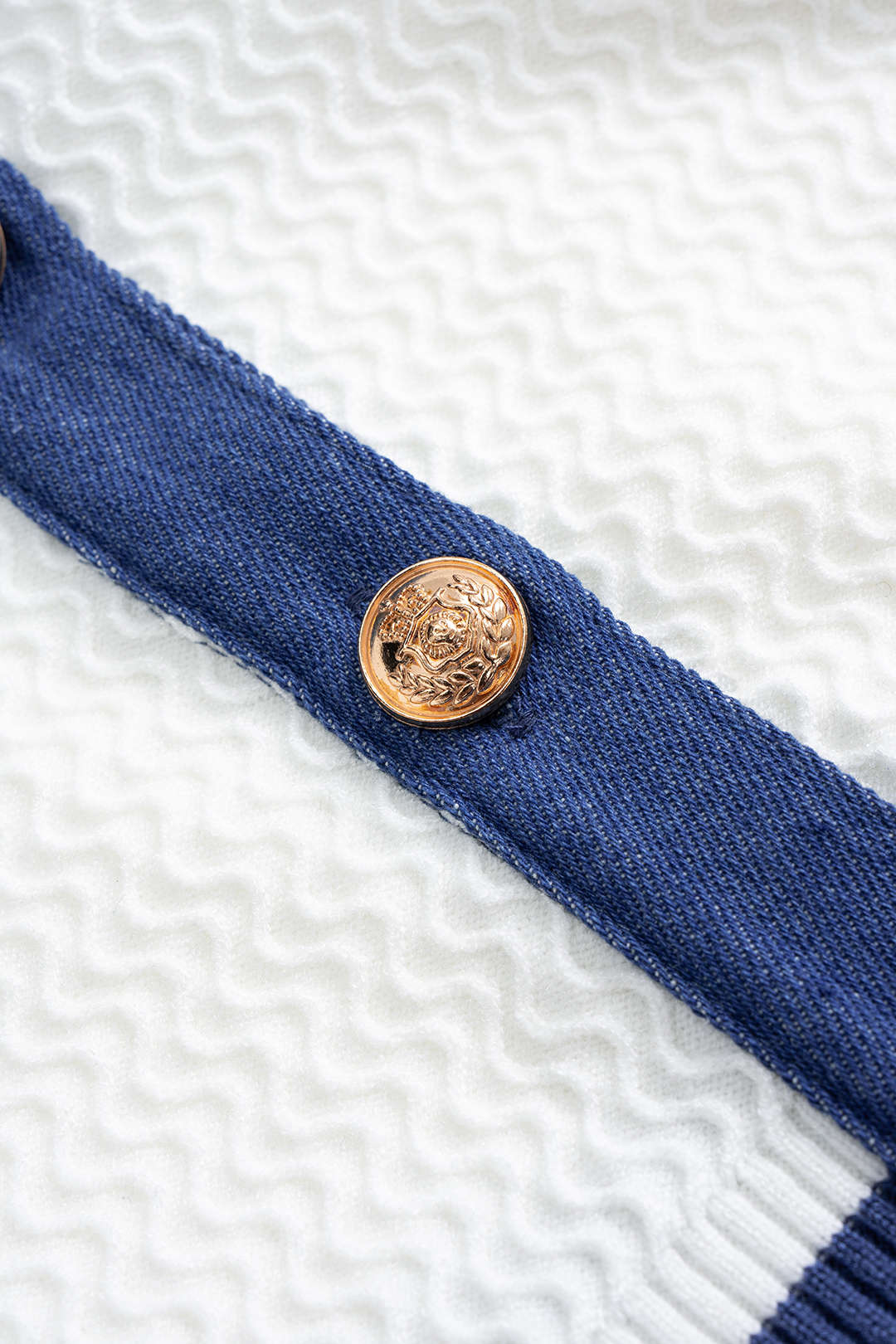 Knit Metallic Button Contrast Sweater Cardigan - Image 4