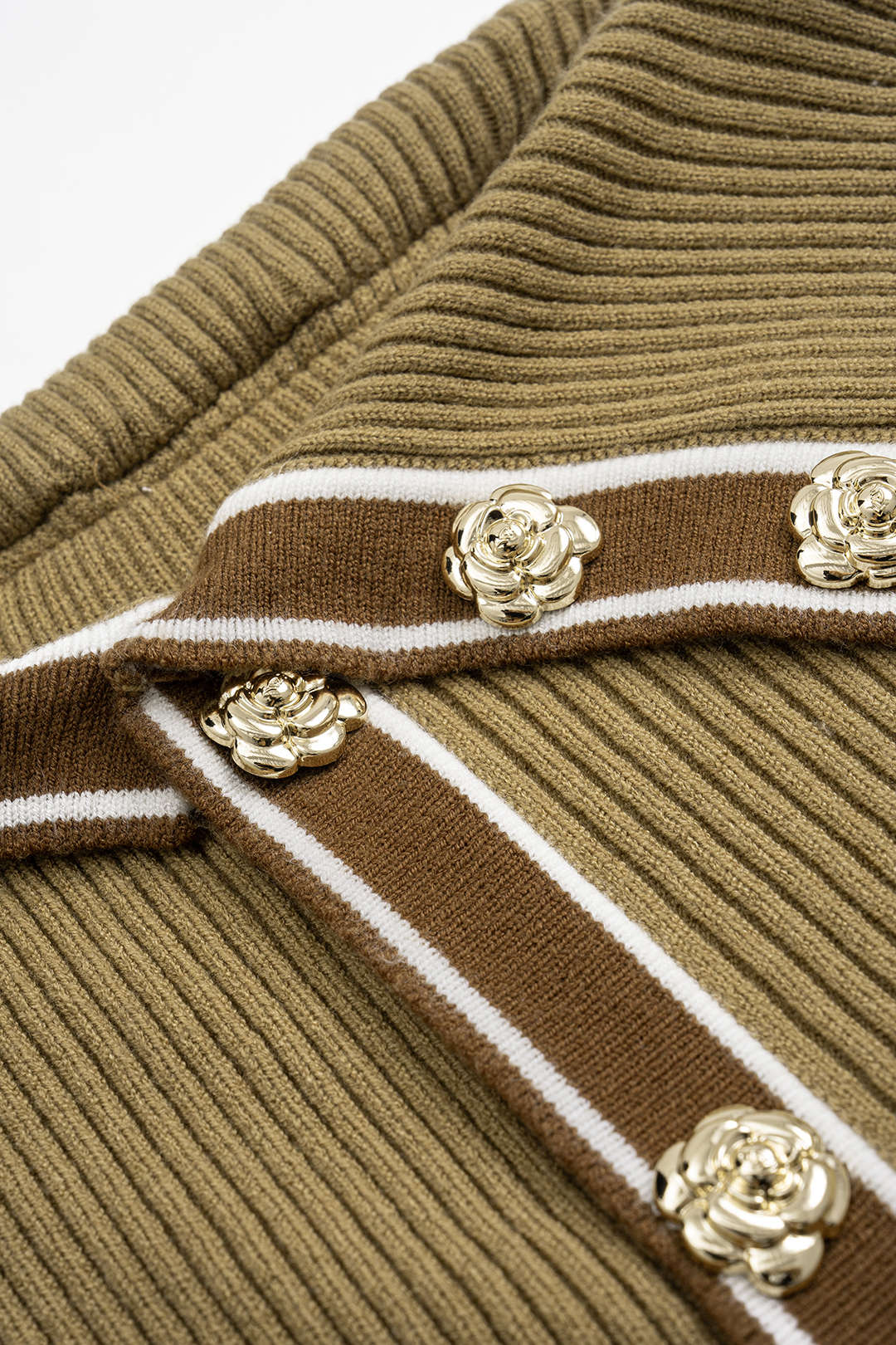 Knit Metallic Button Contrast Skirt - Image 3