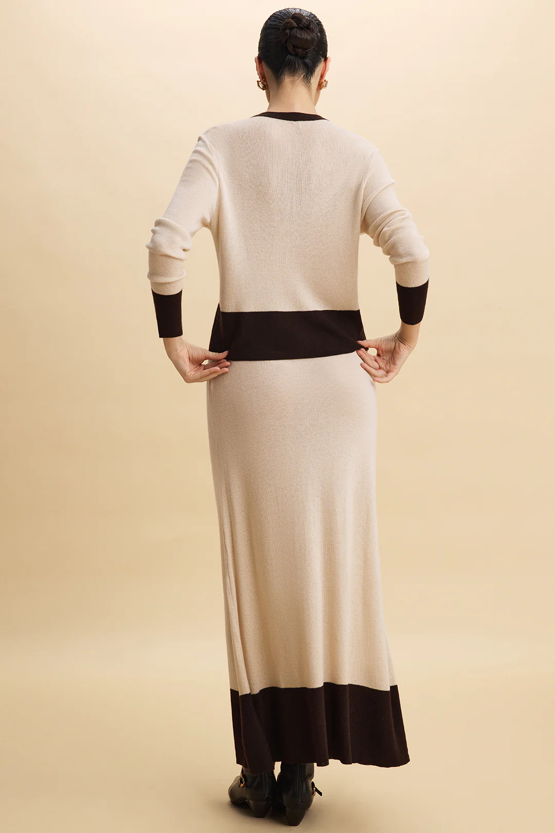 Knit Contrast Ruched Skirt - Image 4