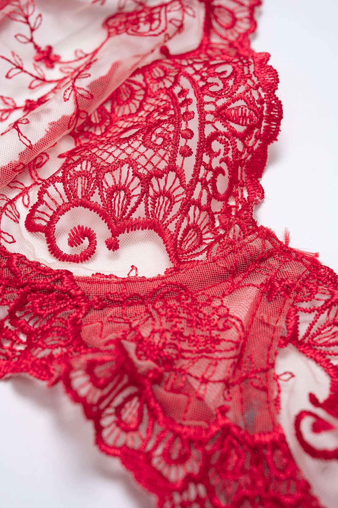 Embroidery Sheer Underwire Lingerie Garter Set - Image 8