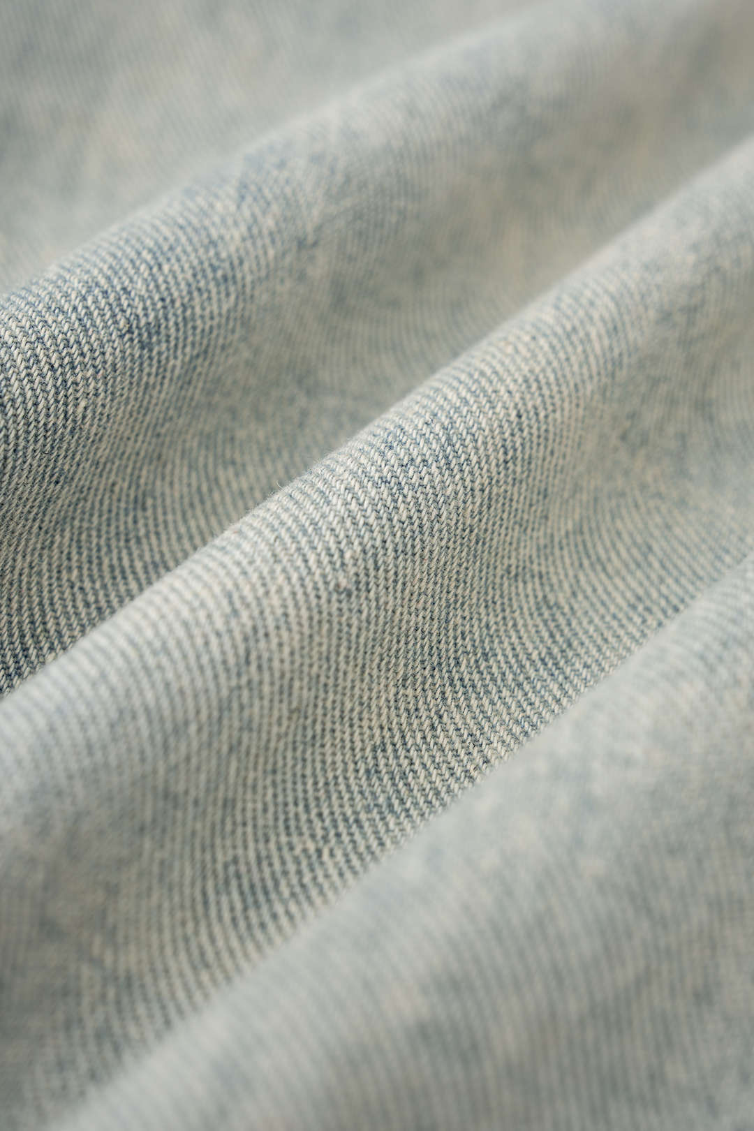Denim Contrast Ombre Embroidery Wide Leg Jeans - Image 3