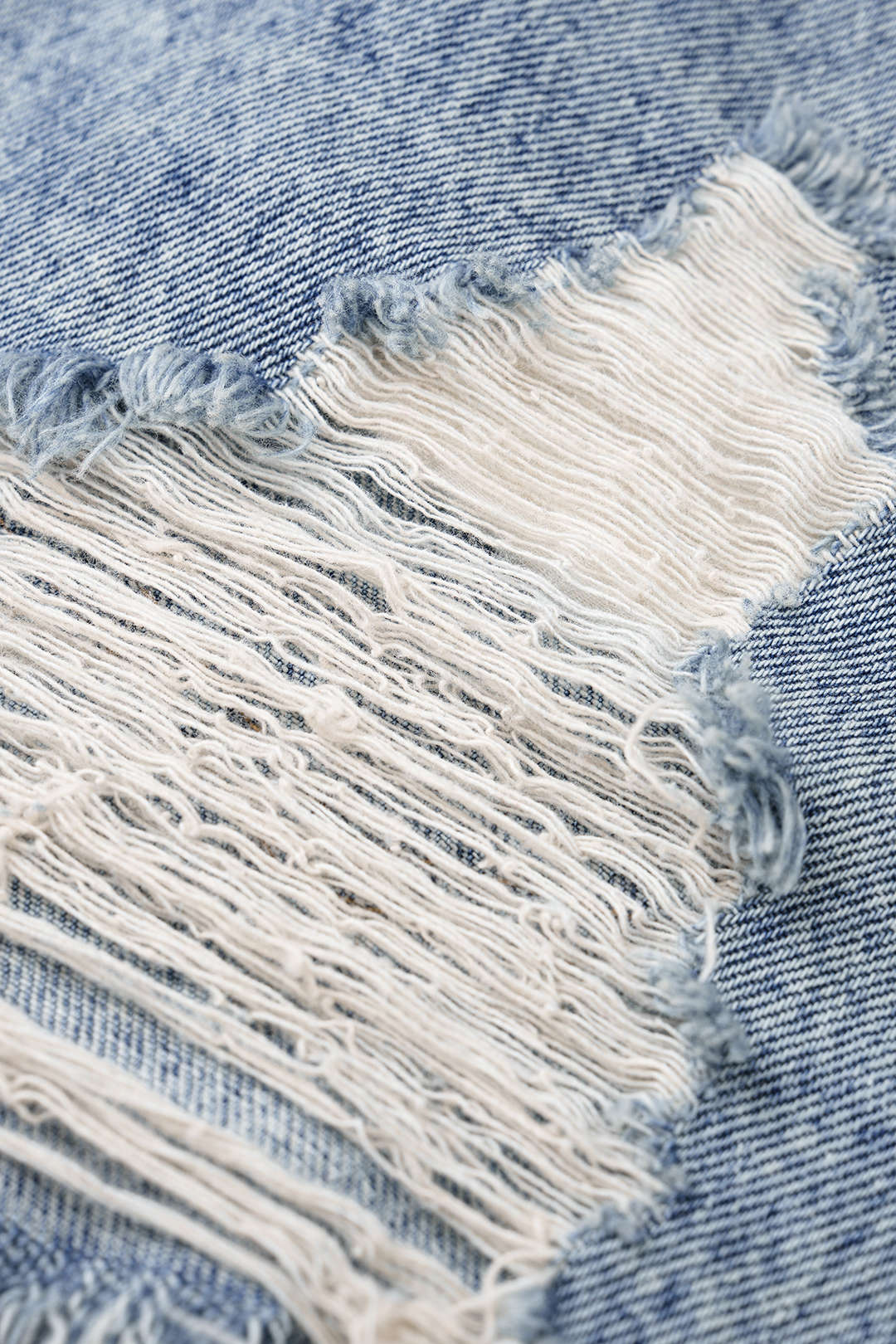 Denim Frayed Pocket Shorts - Image 3
