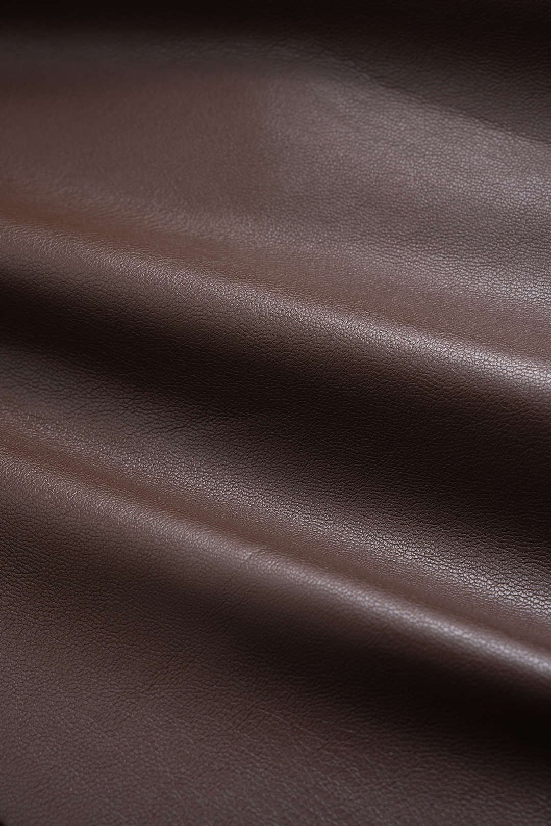 Notched Lapel V-Neck Faux Leather Blazer - Image 4
