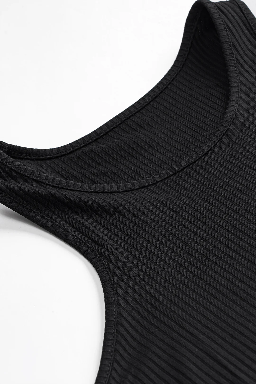 Ribbed Tank Top And Contrast Asymmetrical Zipper Skirt Set - Image 9