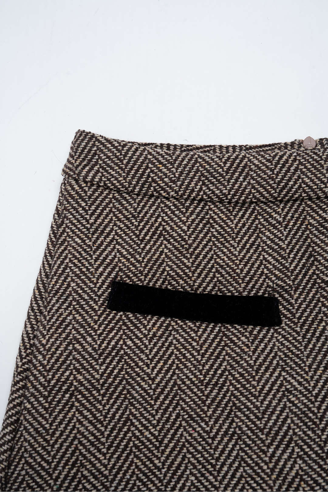 Metallic Button Contrast Cuffed Cropped Jacket And Fake Pocket Zipper Mini Skirt Set - Image 3