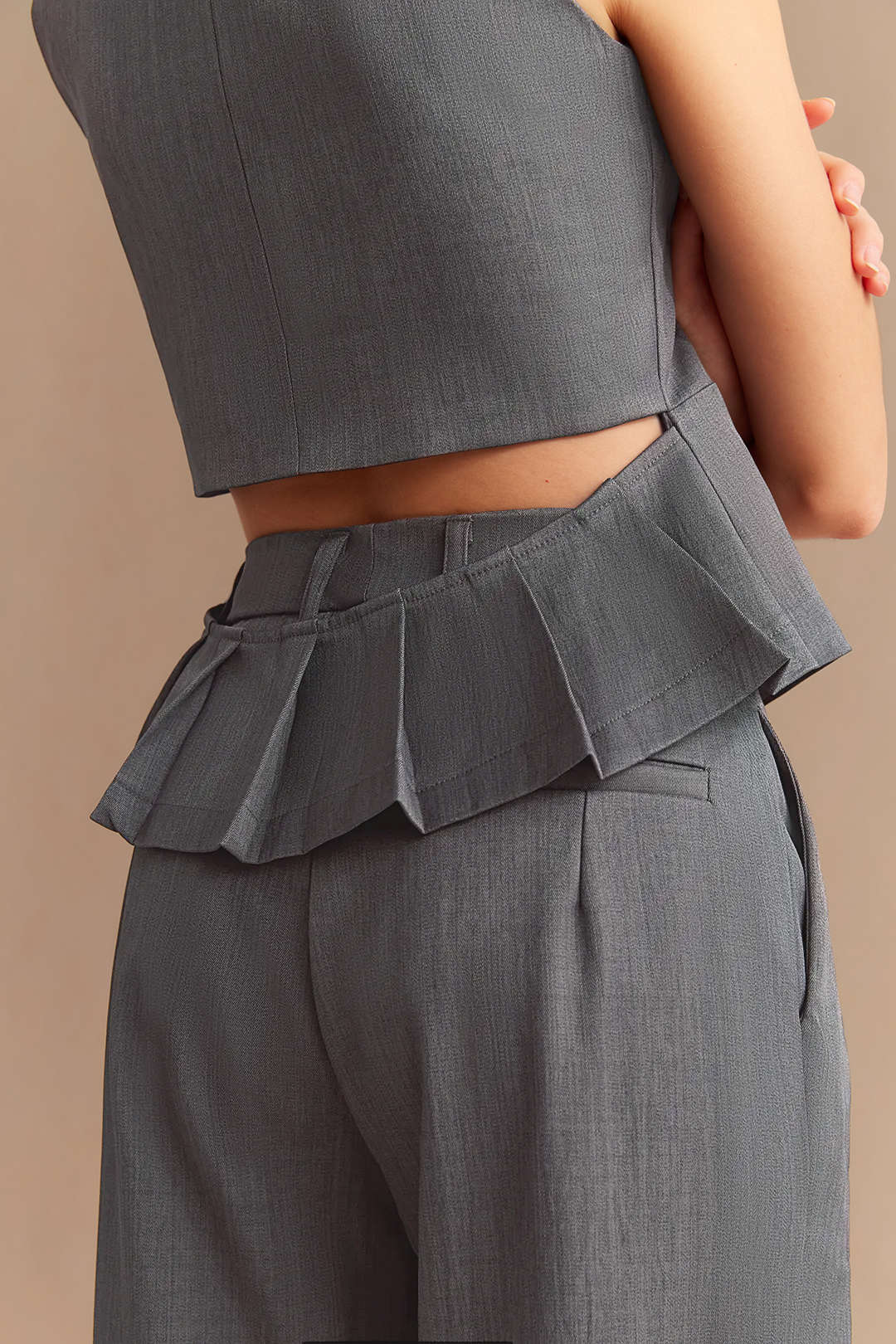 V-Neck Asymmetrical Button Cut Out Pleated Vest - Image 5