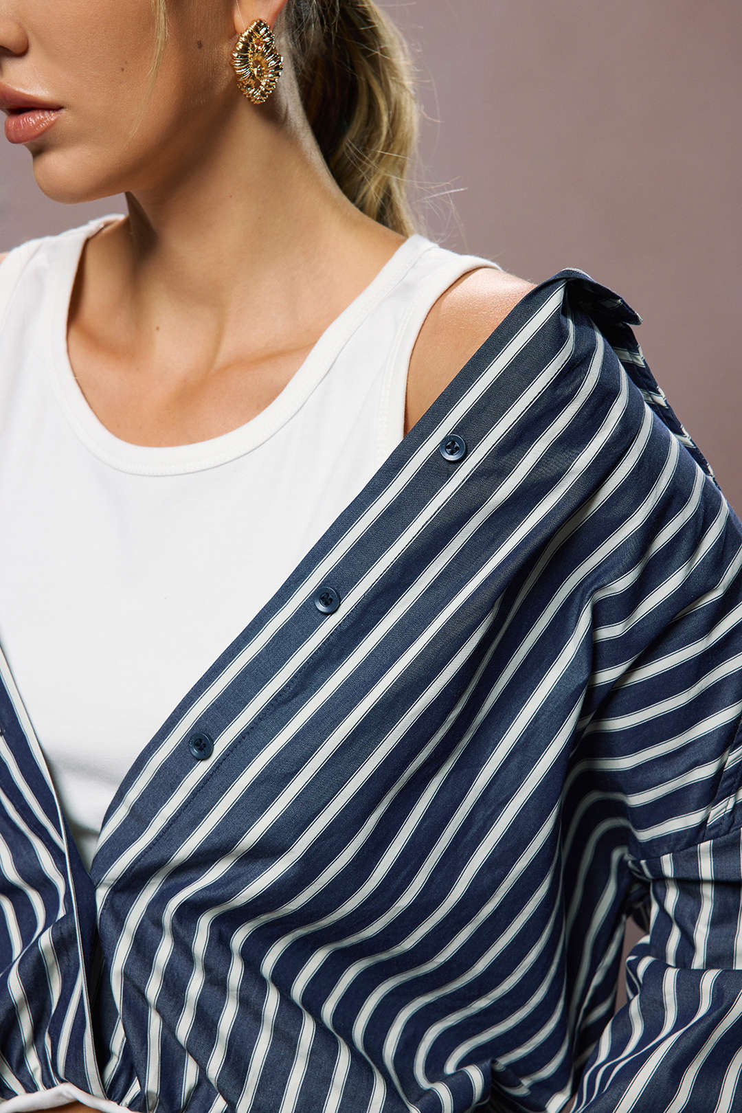 Stripes Print Button Long-Sleeve Shirt - Image 9