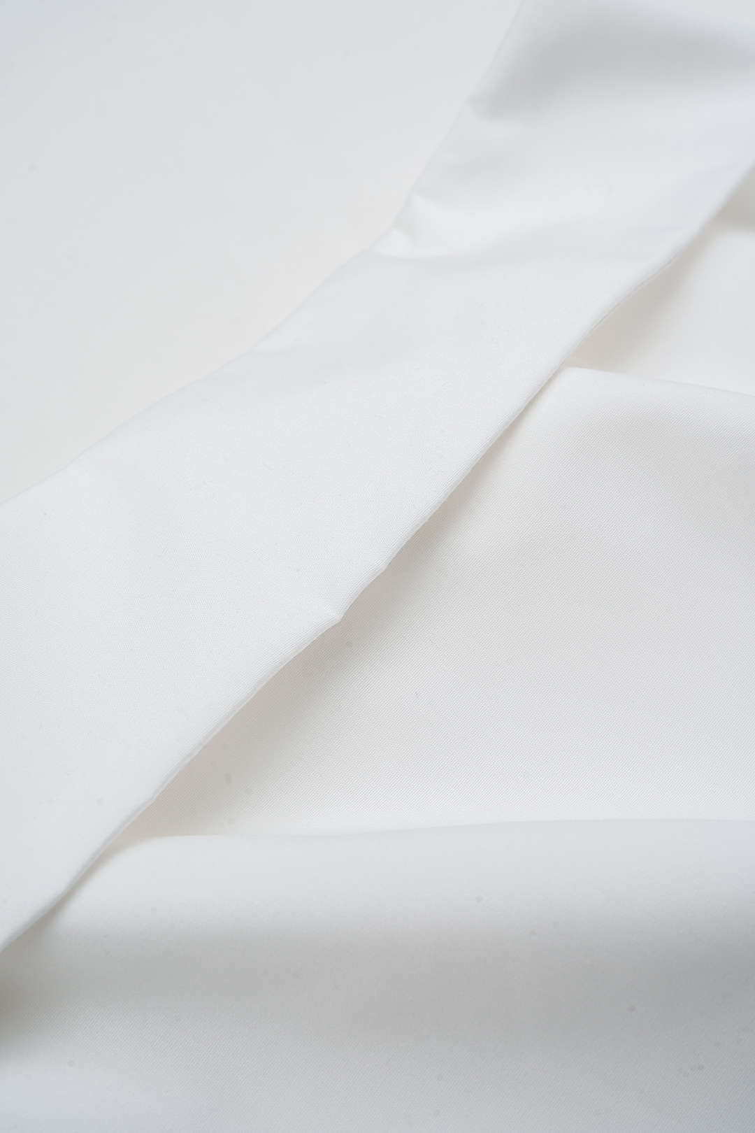 Off Shoulder Ruched Long-Sleeve Shirt - Image 4
