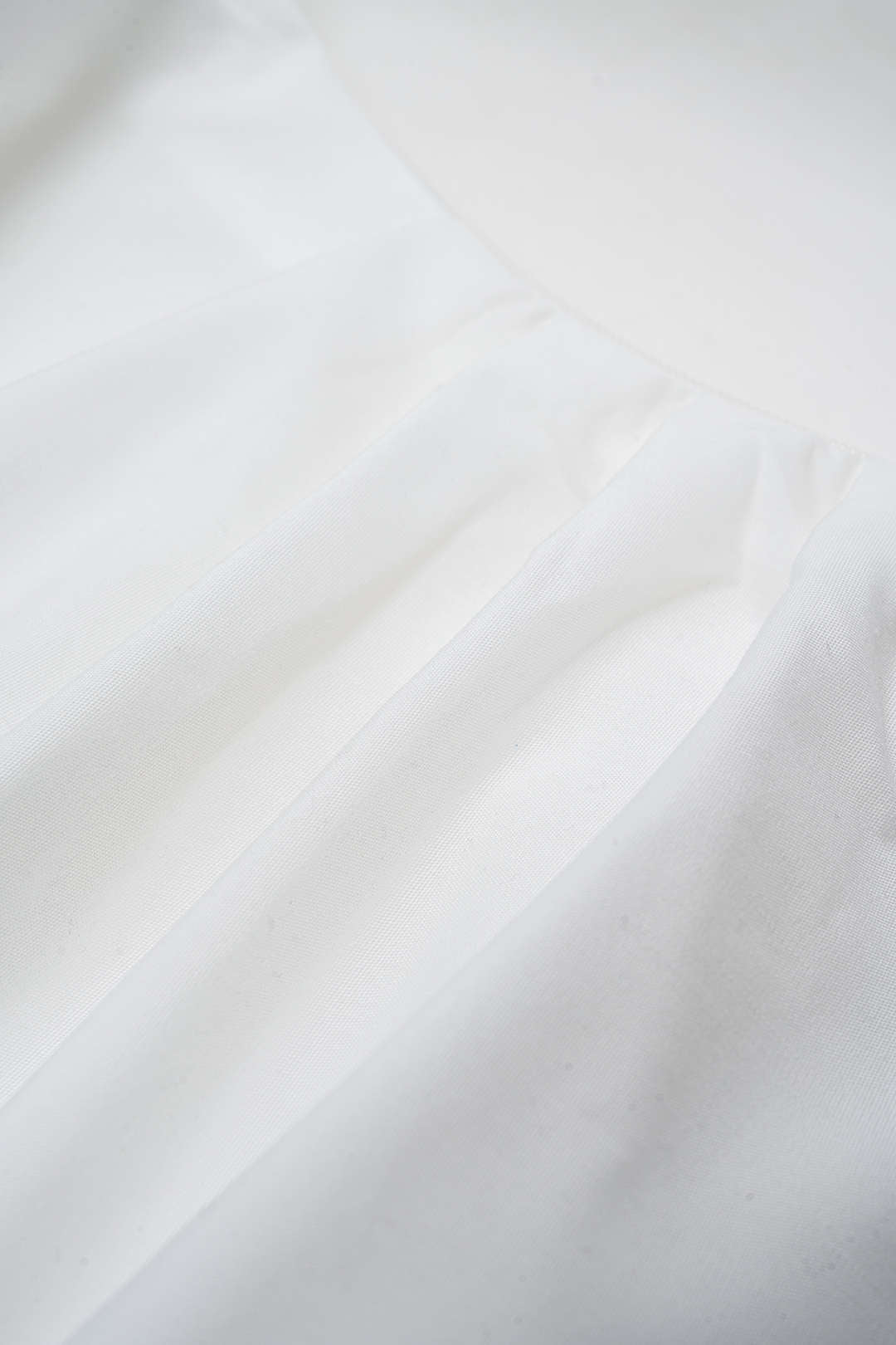 Off Shoulder Ruched Long-Sleeve Shirt - Image 5