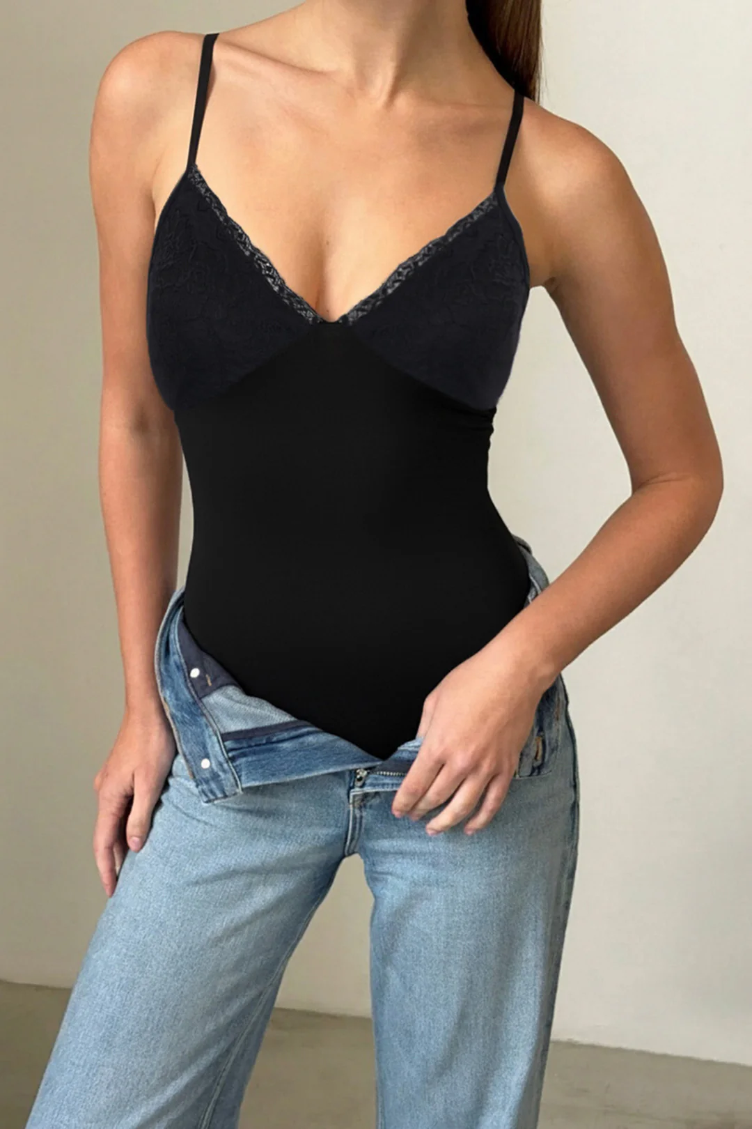 Lace Patchwork V-Neck Sleeveless Bodysuit - Image 6