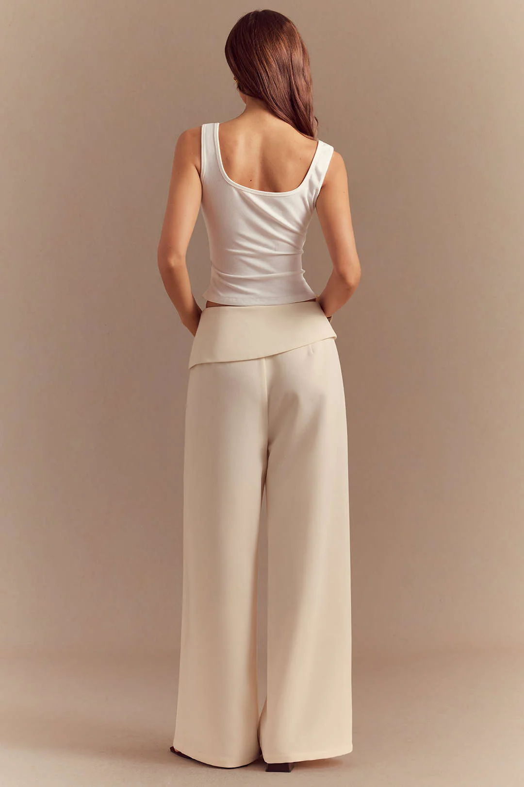 Metallic U-Neck Tank Top - Image 3