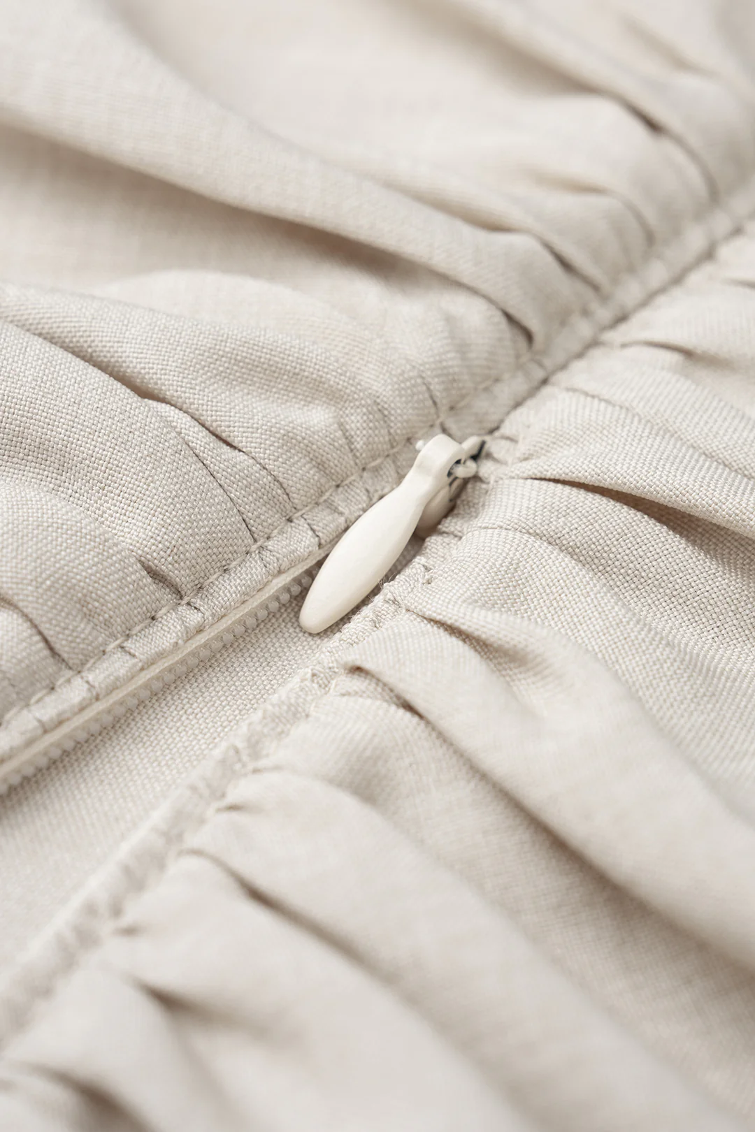 V-Neck Ruched Tank Top - Image 5