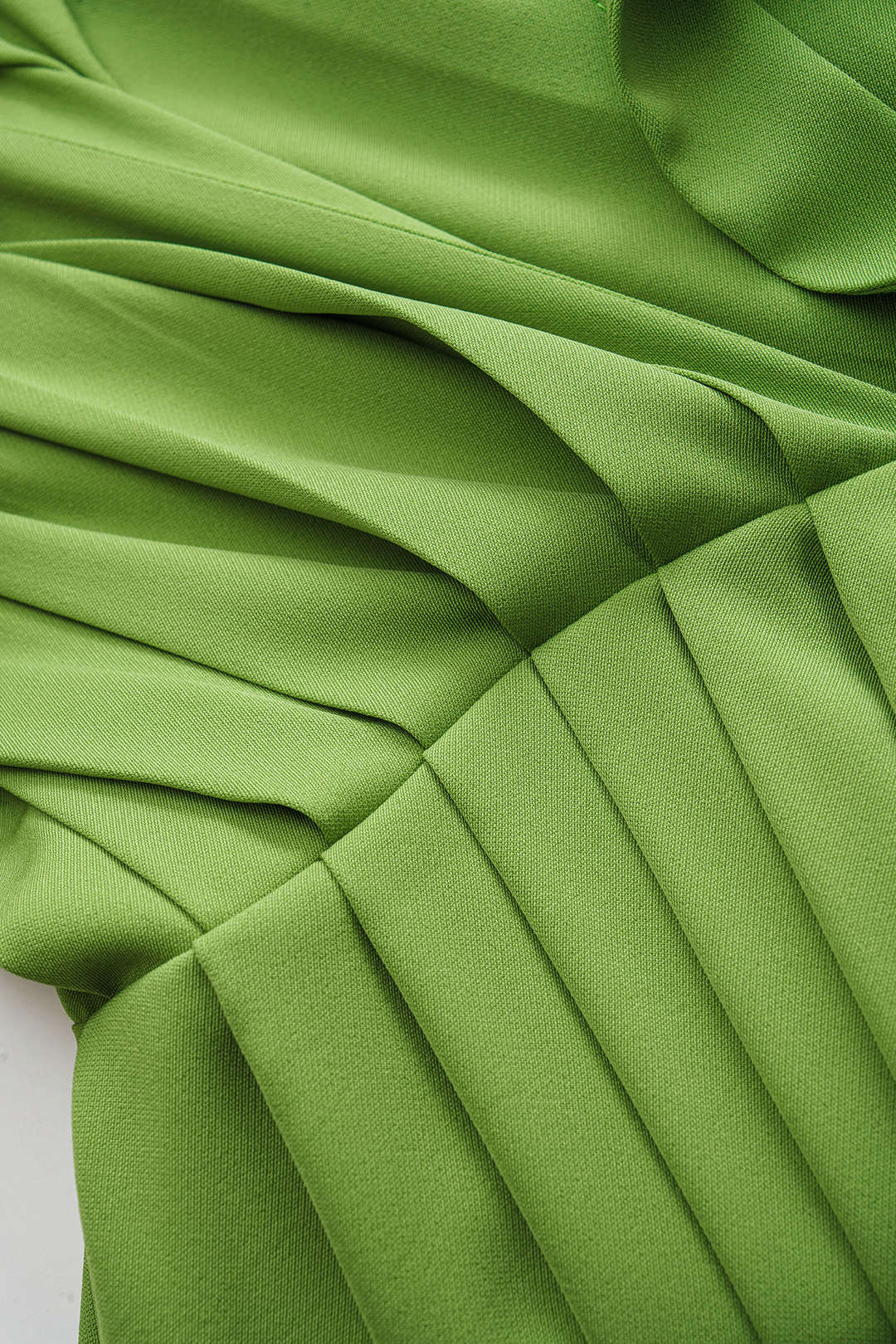 V-Neck Tie-Up Ruched Sleeveless Jumpsuit - Image 3