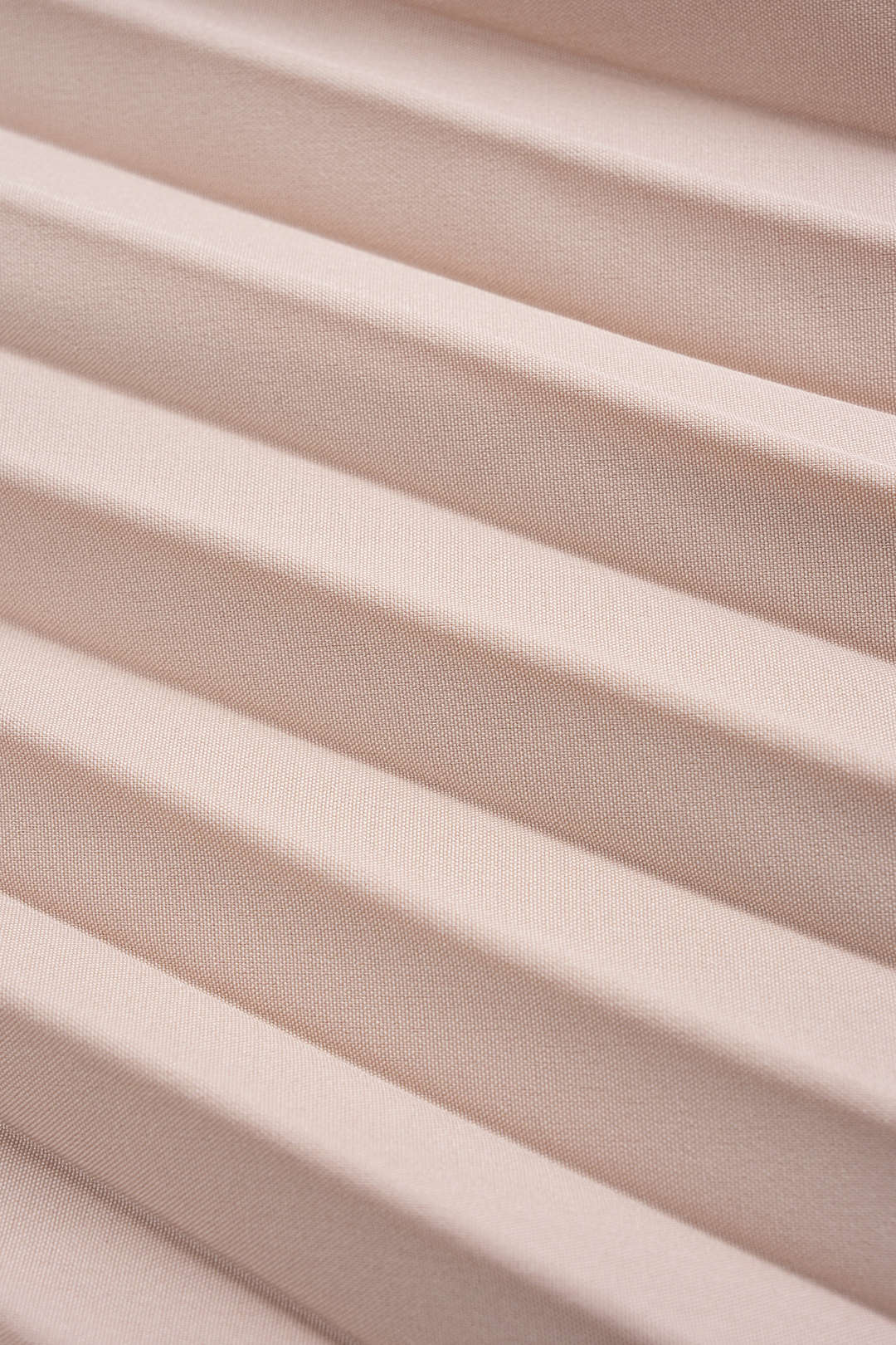 Pleated Belted Wide Leg Long Sleeve Jumpsuit - Image 4