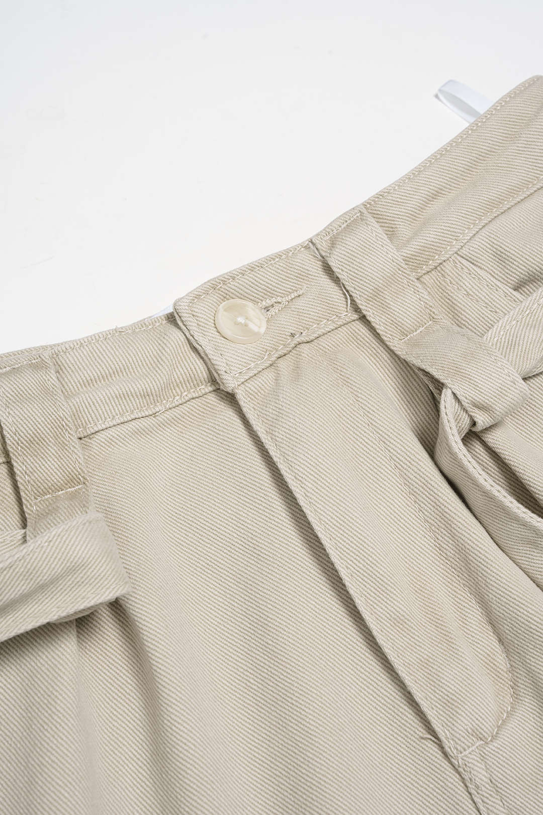 Plus Size Denim Pocket Belted Wide Leg Jeans - Image 3